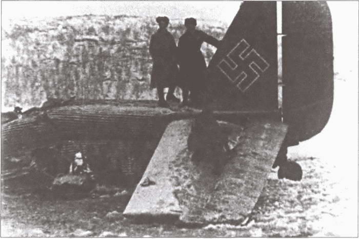 Иллюстрация к книге — "Воздушные мосты" Третьего Рейха [i_018.jpg]