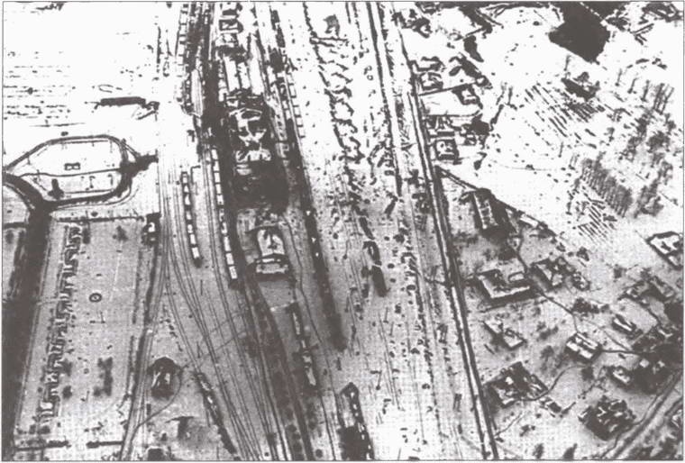 Иллюстрация к книге — "Воздушные мосты" Третьего Рейха [i_027.jpg]