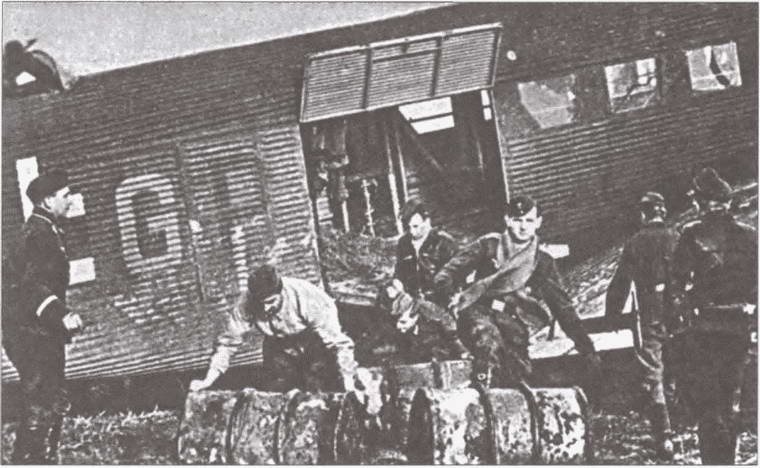 Иллюстрация к книге — "Воздушные мосты" Третьего Рейха [i_028.jpg]