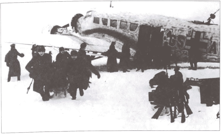 Иллюстрация к книге — "Воздушные мосты" Третьего Рейха [i_033.jpg]