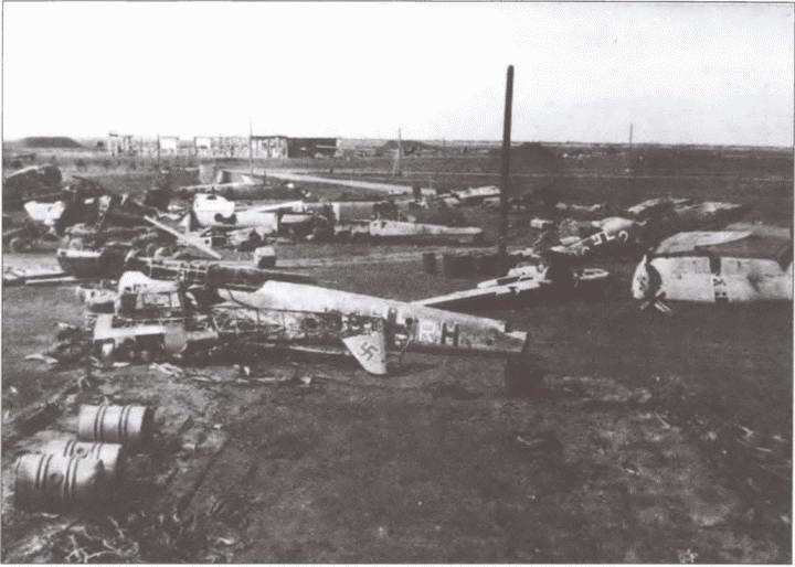 Иллюстрация к книге — "Воздушные мосты" Третьего Рейха [i_041.jpg]