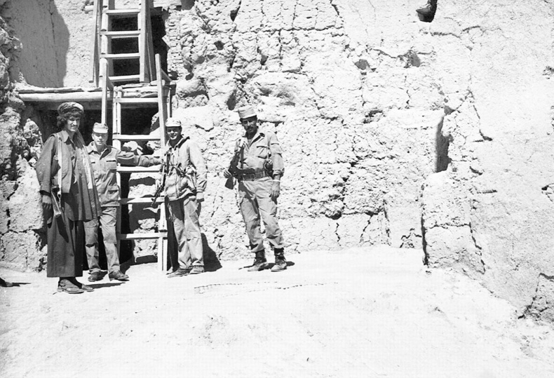 Иллюстрация к книге — Шелковый путь. Записки военного разведчика [i_021.jpg]