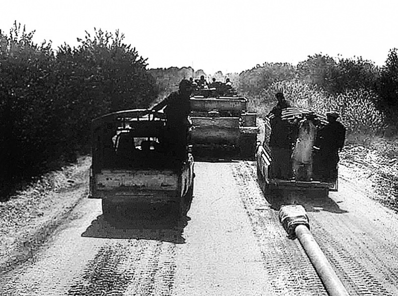 Иллюстрация к книге — Шелковый путь. Записки военного разведчика [i_025.jpg]