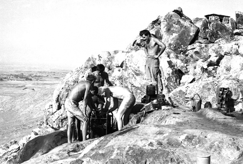 Иллюстрация к книге — Шелковый путь. Записки военного разведчика [i_050.jpg]