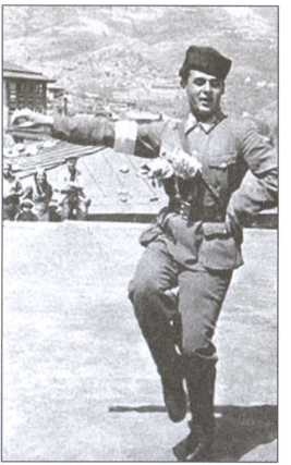 Иллюстрация к книге — Крым под пятой Гитлера. Немецкая оккупационная политика в Крыму 1941-1944 гг. [i_034.jpg]