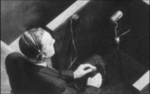 Иллюстрация к книге — Нюрнбергский набат. Репортаж из прошлого, обращение к будущему [i_032.jpg]