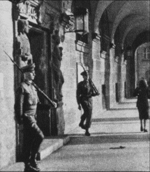 Иллюстрация к книге — Нюрнбергский набат. Репортаж из прошлого, обращение к будущему [i_035.jpg]