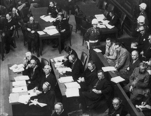 Иллюстрация к книге — Нюрнбергский набат. Репортаж из прошлого, обращение к будущему [i_254.jpg]