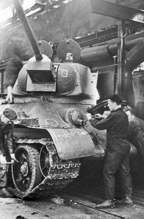 Иллюстрация к книге — Мы сгорали заживо. Смертники Великой Отечественной [i_105.jpg]