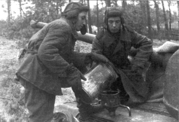 Иллюстрация к книге — Мы сгорали заживо. Смертники Великой Отечественной [i_140.jpg]