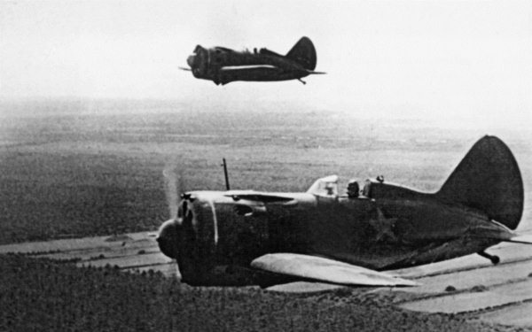 Иллюстрация к книге — Мы сгорали заживо. Смертники Великой Отечественной [i_186.jpg]