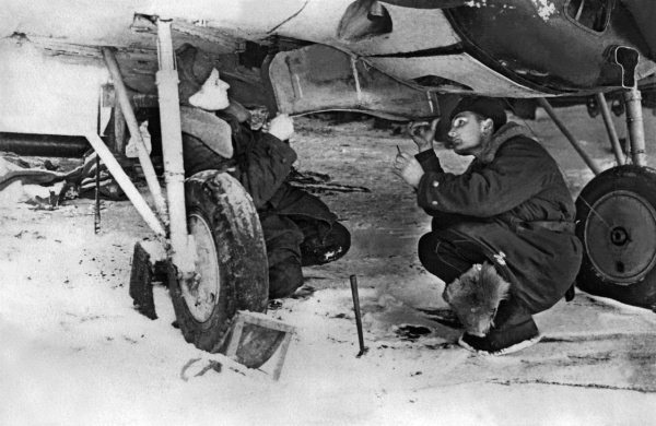 Иллюстрация к книге — Мы сгорали заживо. Смертники Великой Отечественной [i_193.jpg]