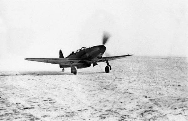 Иллюстрация к книге — Мы сгорали заживо. Смертники Великой Отечественной [i_213.jpg]