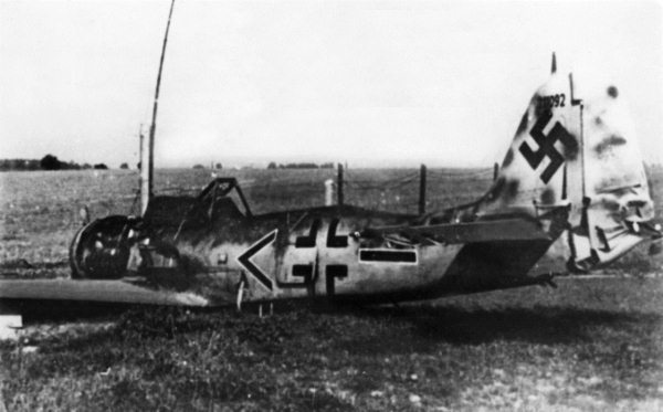 Иллюстрация к книге — Мы сгорали заживо. Смертники Великой Отечественной [i_279.jpg]