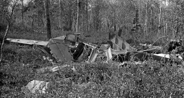 Иллюстрация к книге — Мы сгорали заживо. Смертники Великой Отечественной [i_284.jpg]