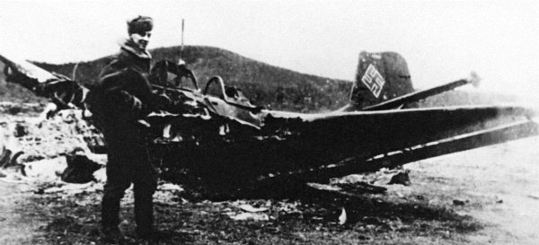 Иллюстрация к книге — Мы сгорали заживо. Смертники Великой Отечественной [i_285.jpg]