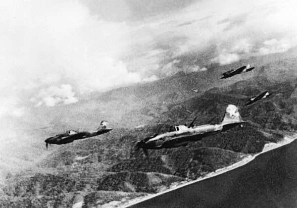 Иллюстрация к книге — Мы сгорали заживо. Смертники Великой Отечественной [i_333.jpg]