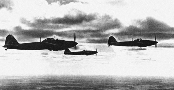 Иллюстрация к книге — Мы сгорали заживо. Смертники Великой Отечественной [i_340.jpg]