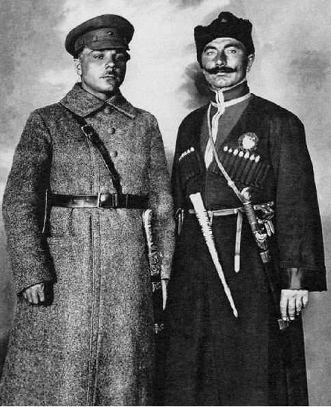 Иллюстрация к книге — Три цвета знамени. Генералы и комиссары. 1914-1921 [_35_2.jpg]