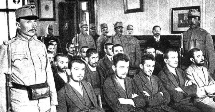 Иллюстрация к книге — Первая мировая. Убийство, развязавшее войну [i_018.jpg]