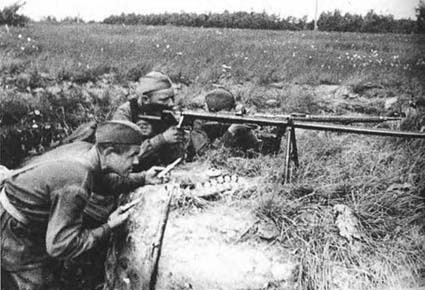 Иллюстрация к книге — Засекреченная Курская битва. Неизвестные документы свидетельствуют [i_007.jpg]