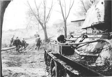 Иллюстрация к книге — Засекреченная Курская битва. Неизвестные документы свидетельствуют [i_038.jpg]