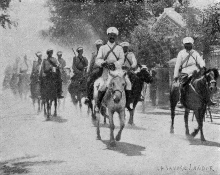 Иллюстрация к книге — 1900. Русские штурмуют Пекин [i_027.jpg]