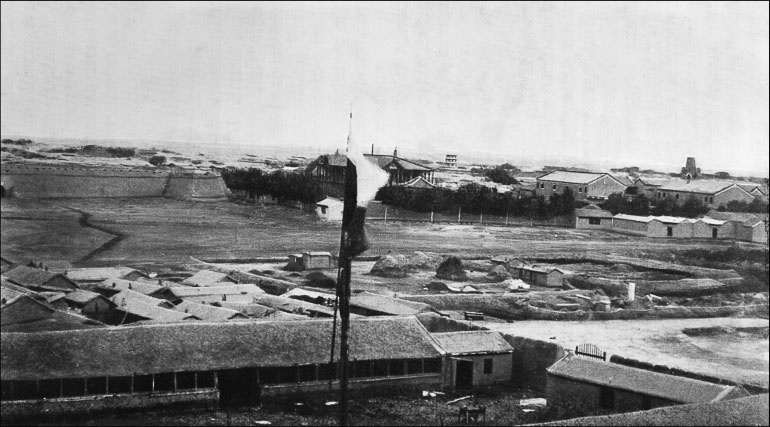 Иллюстрация к книге — 1900. Русские штурмуют Пекин [i_093.jpg]