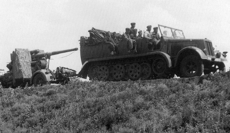 Иллюстрация к книге — Сталинградское побоище. «За Волгой для нас земли нет!» [i_018.jpg]