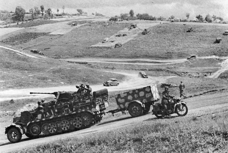 Иллюстрация к книге — Сталинградское побоище. «За Волгой для нас земли нет!» [i_038.jpg]