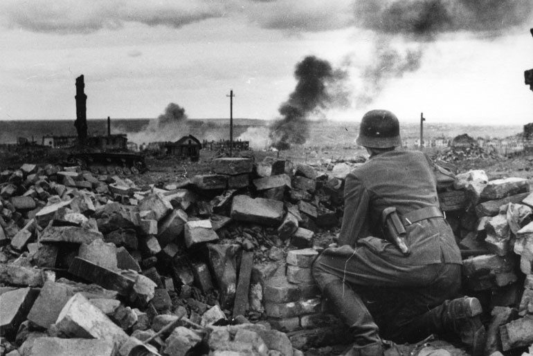 Иллюстрация к книге — Сталинградское побоище. «За Волгой для нас земли нет!» [i_084.jpg]