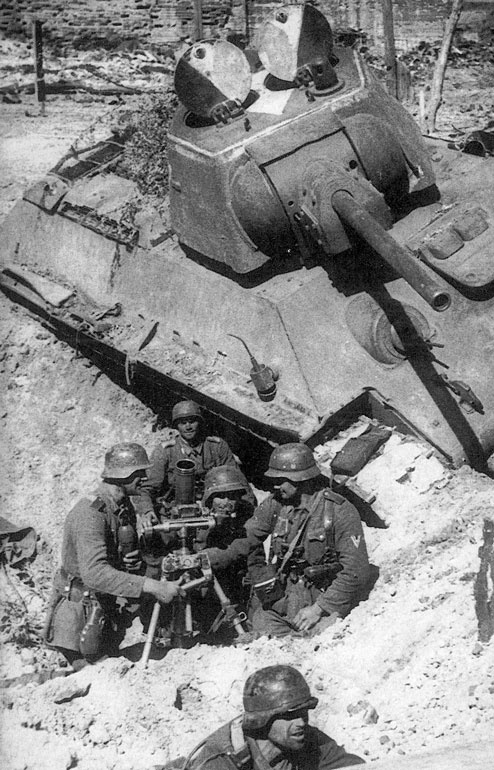 Иллюстрация к книге — Сталинградское побоище. «За Волгой для нас земли нет!» [i_090.jpg]