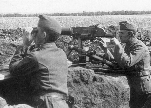 Иллюстрация к книге — Сталинградское побоище. «За Волгой для нас земли нет!» [i_100.jpg]