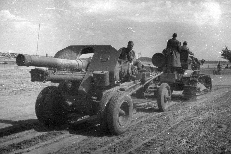 Иллюстрация к книге — Сталинградское побоище. «За Волгой для нас земли нет!» [i_102.jpg]