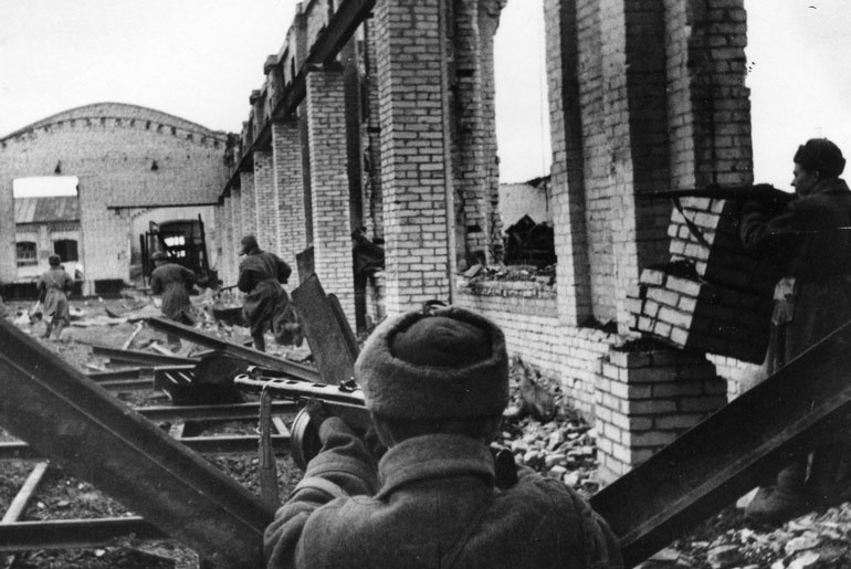 Иллюстрация к книге — Сталинградское побоище. «За Волгой для нас земли нет!» [i_124.jpg]