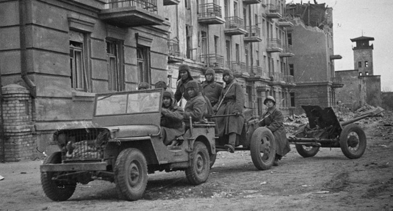 Иллюстрация к книге — Сталинградское побоище. «За Волгой для нас земли нет!» [i_140.jpg]