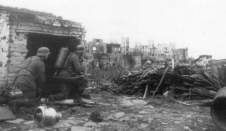 Иллюстрация к книге — Сталинградское побоище. «За Волгой для нас земли нет!» [i_142.jpg]