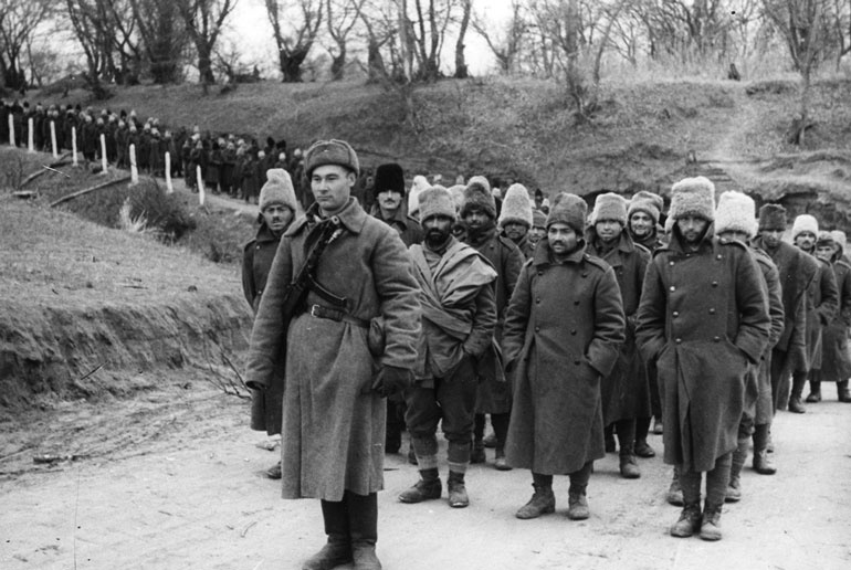 Иллюстрация к книге — Сталинградское побоище. «За Волгой для нас земли нет!» [i_165.jpg]