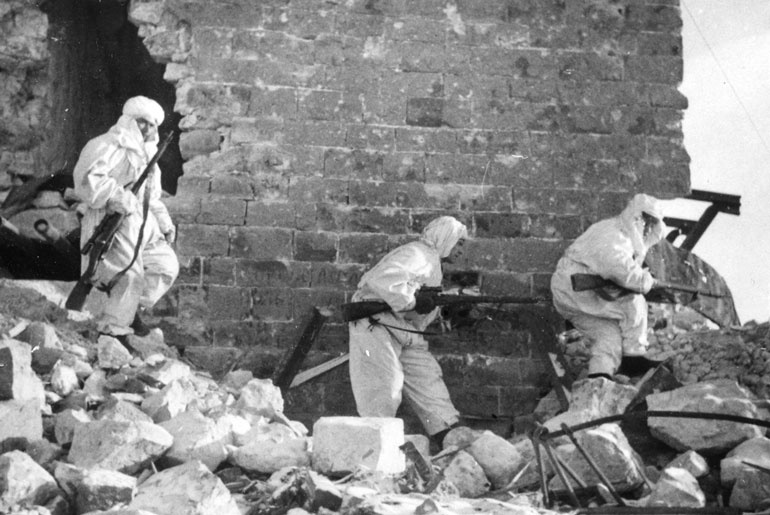 Иллюстрация к книге — Сталинградское побоище. «За Волгой для нас земли нет!» [i_227.jpg]