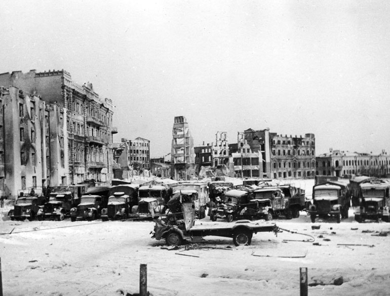 Иллюстрация к книге — Сталинградское побоище. «За Волгой для нас земли нет!» [i_248.jpg]