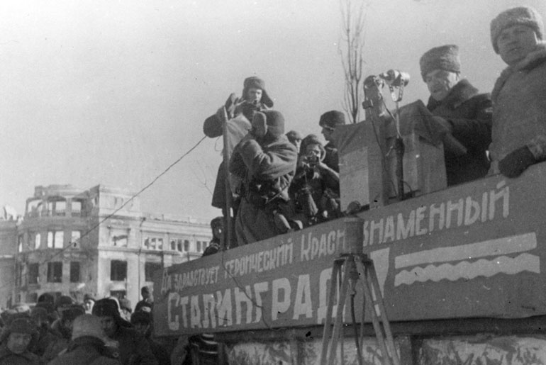 Иллюстрация к книге — Сталинградское побоище. «За Волгой для нас земли нет!» [i_254.jpg]