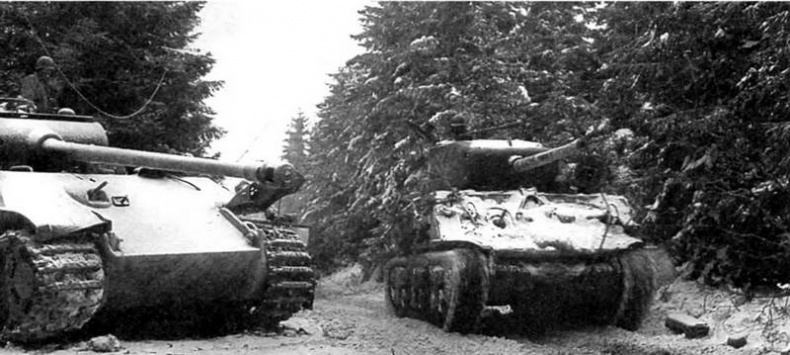 Иллюстрация к книге — «Пантера». Стальная кошка Панцерваффе [pic_132.jpg]