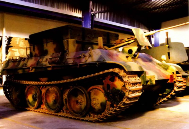 Иллюстрация к книге — «Пантера». Стальная кошка Панцерваффе [pic_148.jpg]