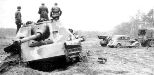 Иллюстрация к книге — «Пантера». Стальная кошка Панцерваффе [pic_190.jpg]