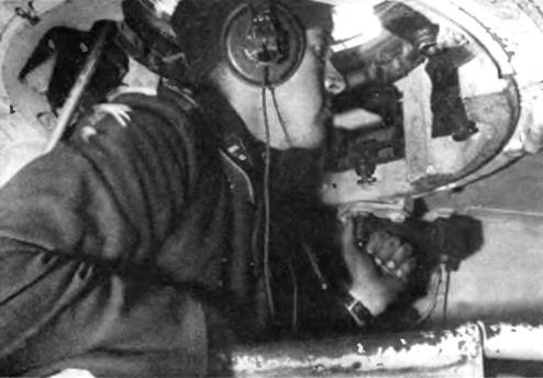 Иллюстрация к книге — «Пантера». Стальная кошка Панцерваффе [pic_33.jpg]