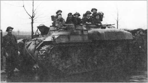 Иллюстрация к книге — «Трехэтажный» американец Сталина. Танк М3 «Генерал Ли» / «Генерал Грант» [i_062.jpg]