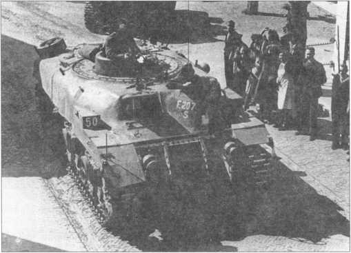 Иллюстрация к книге — «Трехэтажный» американец Сталина. Танк М3 «Генерал Ли» / «Генерал Грант» [i_065.jpg]