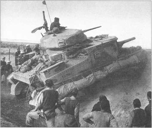 Иллюстрация к книге — «Трехэтажный» американец Сталина. Танк М3 «Генерал Ли» / «Генерал Грант» [i_127.jpg]