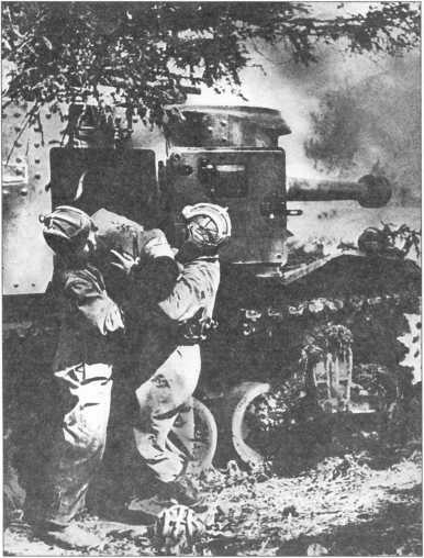 Иллюстрация к книге — «Трехэтажный» американец Сталина. Танк М3 «Генерал Ли» / «Генерал Грант» [i_142.jpg]