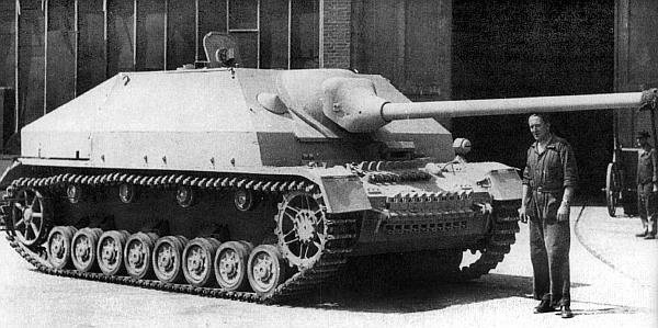 Иллюстрация к книге — «ЯгдТИГР» и другие истребители танков [_111.jpg]